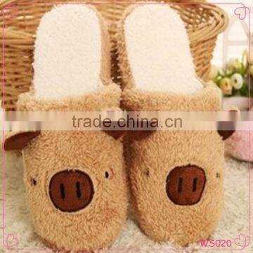 Hot sale cute and fashion new style pig animal winter slipper cartoon cotton slippers