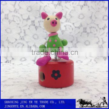 Custom 3d cartoon pencil sharpeners resin Giraffe cute pencil sharpener