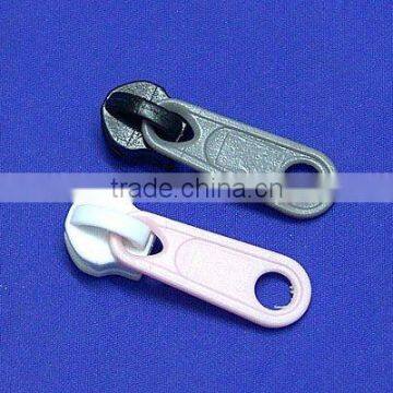 pvc nylon zipper slider