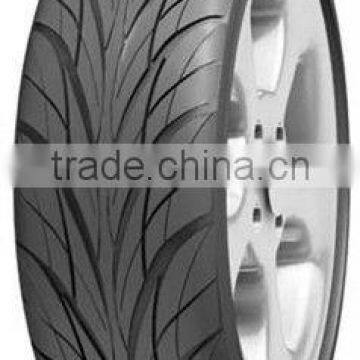 Commercial car tyre 235/65R17