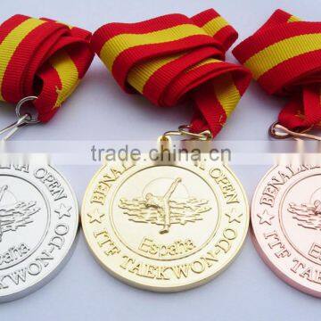 High quality silver/gold metal souvenir taekwondo medal sports