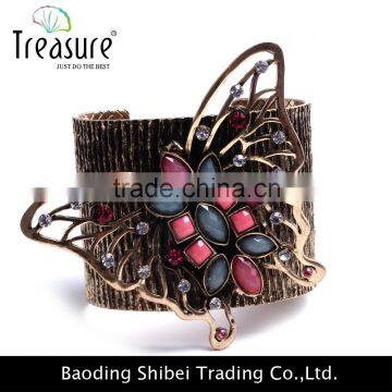 Ancient gold plating wide bangle with rhinestone mosaic butterfly charm bangle bracelet jewelry for women only