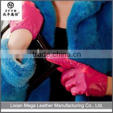 Wholesale China Goods Classic Leather Gloves