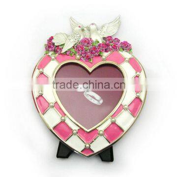 wholesale metal heart shaped wedding doves photo frame for wedding gift,Decorated with crystals enamel <DPFA5056-01>