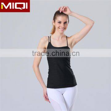 Wholesale Latest Design Workout Clothing Bulid In Bra Sexy Women Custom Fitness Wear Tank Top with 4 Way Stretch