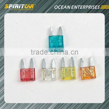 10A automotive blade fuse