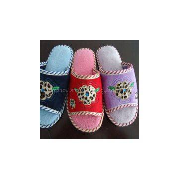 Fashion Style Cute And Cheap Woman Indoor Slipper