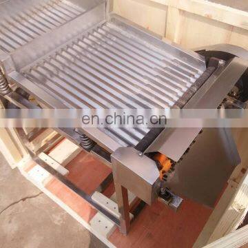 350kg/h Large Capacity Fresh Soybean Dehulling/Decrustation Machine/Dehuller photo-4