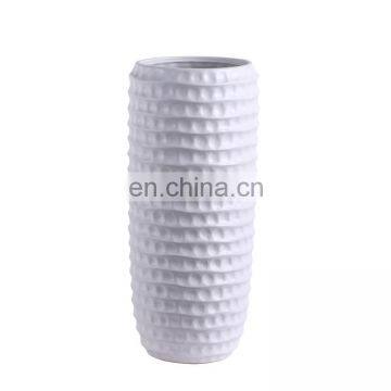 Japan simple relief decorative vase custom tall floor white flower vase porcelain for home