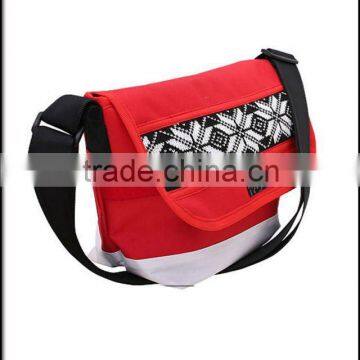 2012 New colorful canvas messenger bag