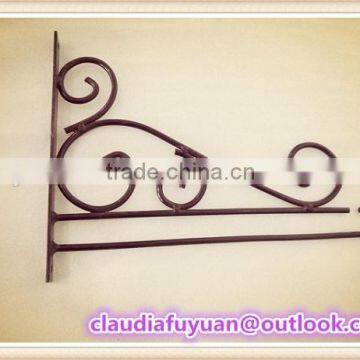 2015 newest decorative iron powder coated hanging bracket