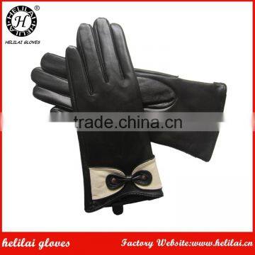 Helilai Customized Classic White Leather Bow and Studs Fashion Unique Cuff Leather GLoves