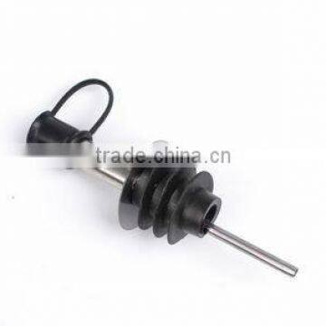 wine aerator pourer with silicone mat