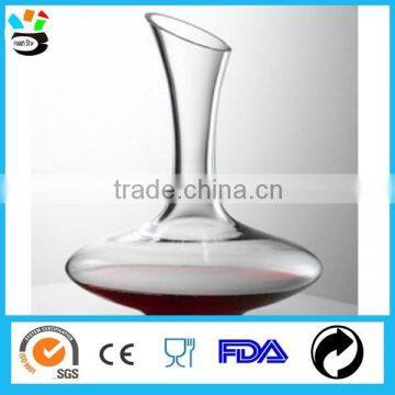 Good quality clear color glass decanter