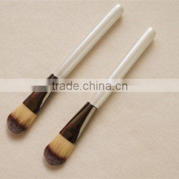 Makeup Tools Face Brush Private Label Makeup Foundation Brush with Wood Handle