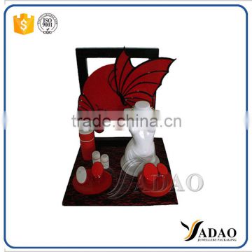 China wholesale luxury leather red color small size floor display stand supplier