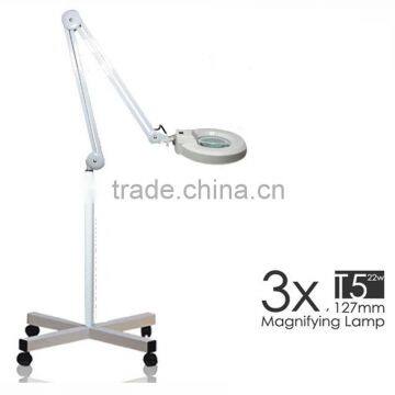 floor lamp with magnifer/ Magnifying Lamp / vertical light on magnifier