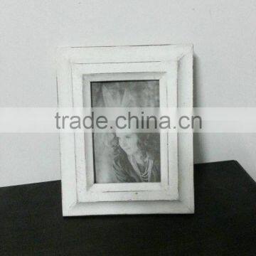 Cheap Wholesale Solid Wood China Photo Frame