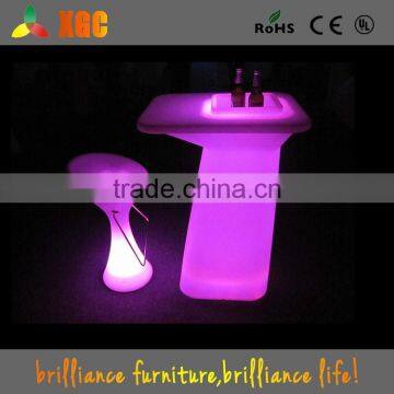 Modern Plastic Commercial Furniture Table Made in China