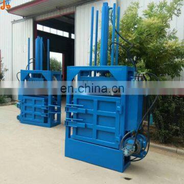 Baler Machine for Used Clothing/plastics Baler /PET Bottle Baler Machine photo-3