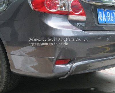 The Toyota Corolla Car Wraps Around the Front and Rear Hem of the 12-model Carora, While the Carora Looks Like a Seven-piece Collision-proof Strip