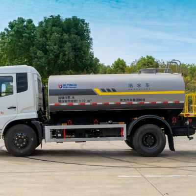 Dongfeng Tianjin 12-15 Cubic Water Sprinklers Road/garden/street Water Spraying Truck