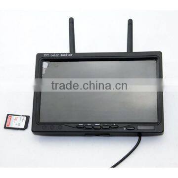 DW-7001-4 7inch Digital Signal Wireless Camera System With DVR Recording, QUAD Function, Provide Stable, Confidential Signal photo-2