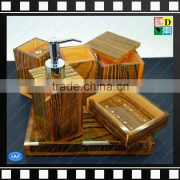 Wooden Color Acrylic Bathroom Set of 6 PCS Bathroom Accessories for Hotel/home