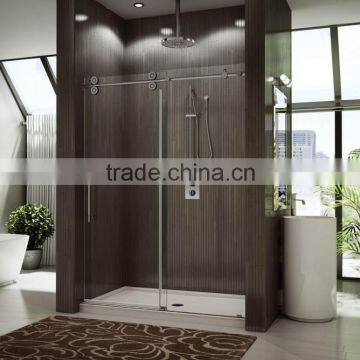 Frameless glass bathroom shower door