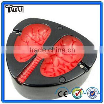 Funny Coughing lung shaped ceramic ashtray/Coughing lung shape ashtray /lungs designer ashtray for European countries