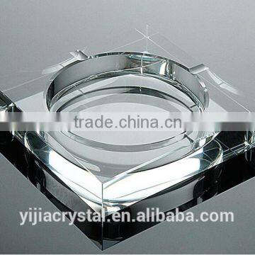 Factory directly wholesale price Fantastic European design square design clearly crystal ashtray for decoration gift