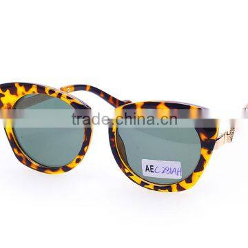 2016 the fashion demi cat frame metal temple sunglasses of kids