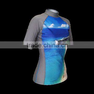 CUSTOM RASH GUARD