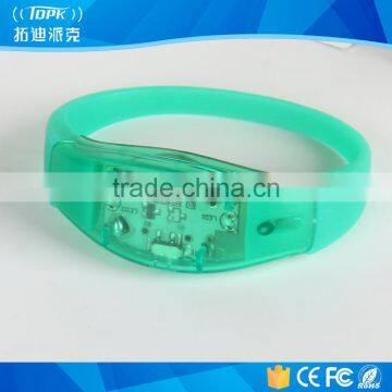 Color change multi-zone remote controlled led wristband