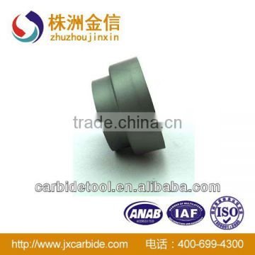 Tungsten carbide cemented extrusion die head