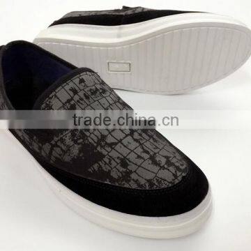 GZY Fashion Men Casual Shoes Slip-On Shoes For Men Flat Shoes Men photo-2