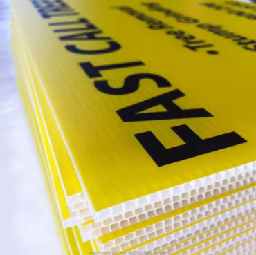Eco-friendly Recyclable PP Fluted Board – For Advertising & Sign Making