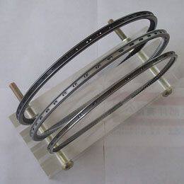 Piston / Piston Rings for Mercedes-Benz C200 / E300 photo-3