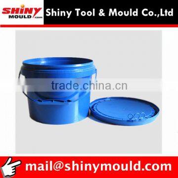 Veterinary barrel pail mould