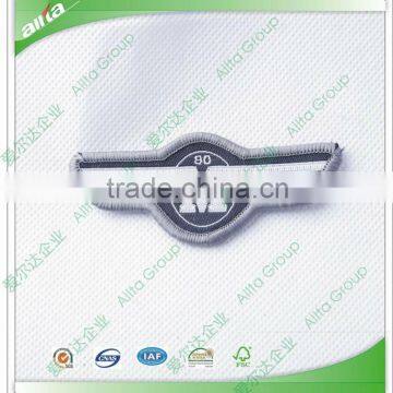 Wholesale Custom Fashion Cheap Machine Woven Head Badge