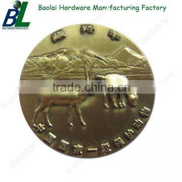 Colored Alloy Design Souvenir Coin for Sale photo-2