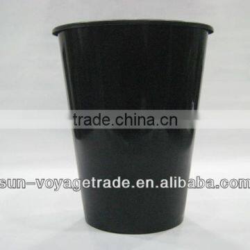 plastic pot