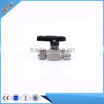 China Manufacturer Pneumatic Flanged Ball Valve