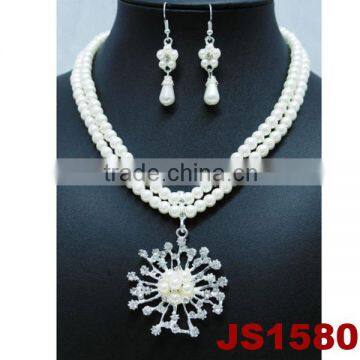 snowflake faux pearl necklace and earring sets