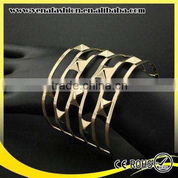 europe hollow golden free sample wide cuff bracelet