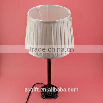 Wholesale Novelty Owl Table Lamp Hotel Decoration Design Hand Blown Table Lamp photo-3
