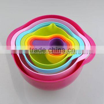 2016 New Design round shape rainbow bowl salad plastic mixing bowl