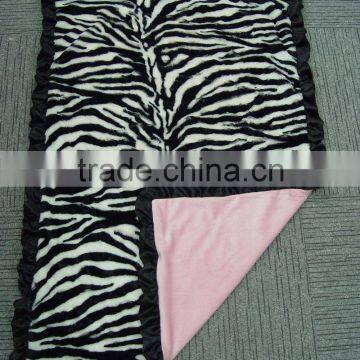 Satin Trimed Pet Blanket photo-2