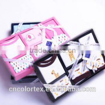 China Baby Clothing 8PCS Set Gift Box Romper Pants Hat Bib Towel