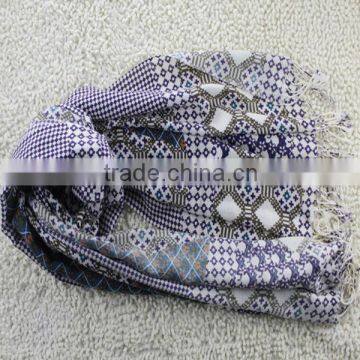 Fashion and Popular Retro Style Acrylic scarf